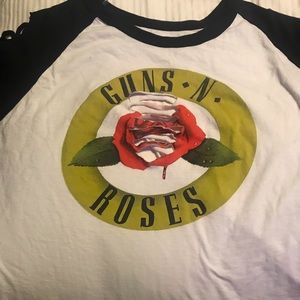 Guns and roses shirt ❤️